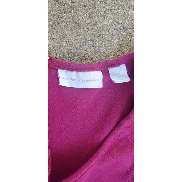 New York & Company fit and flare dress fuschia XS - Picture 2 of 5